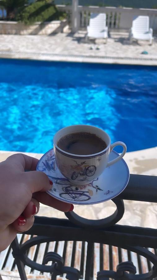 Apartman Anna Denovici Херцег Нови Екстериор снимка
