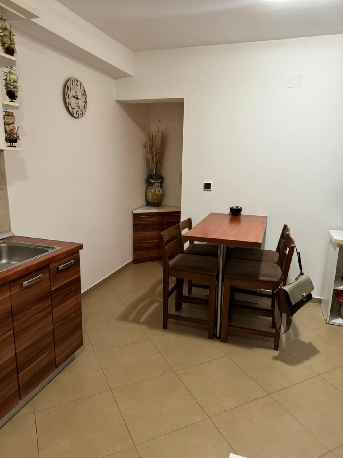Apartman Anna Denovici Херцег Нови Екстериор снимка