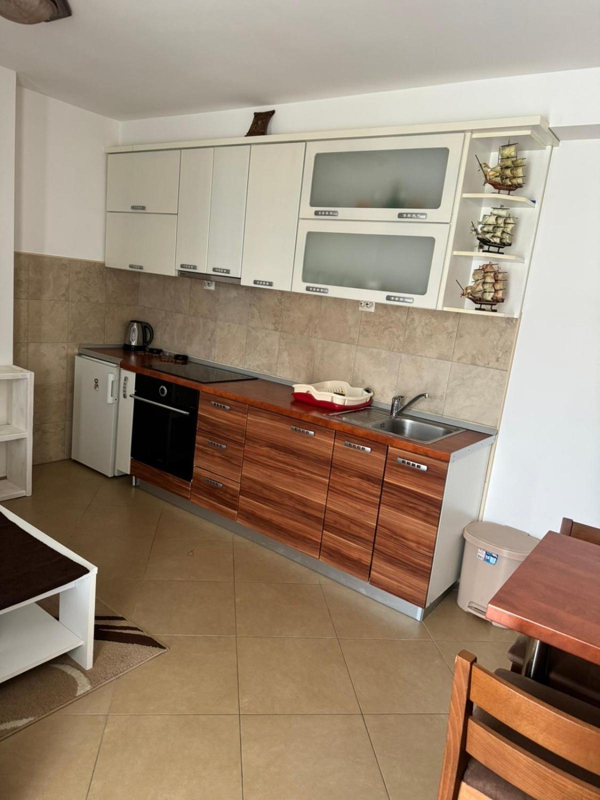 Apartman Anna Denovici Херцег Нови Екстериор снимка